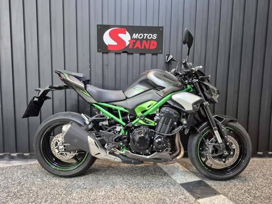 KAWASAKI Z900 KAWASAKI Z900